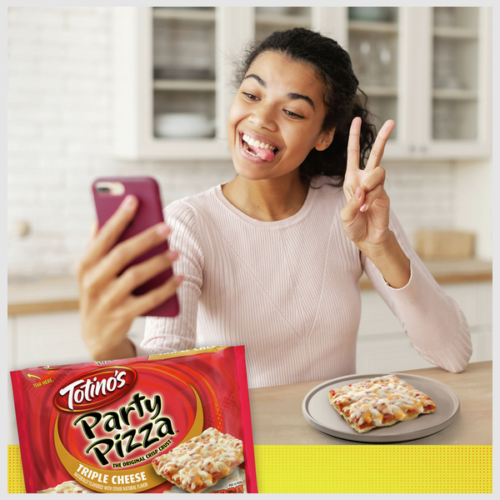 Totino's Party Pizza, Triple Cheese Flavored, Frozen Snacks